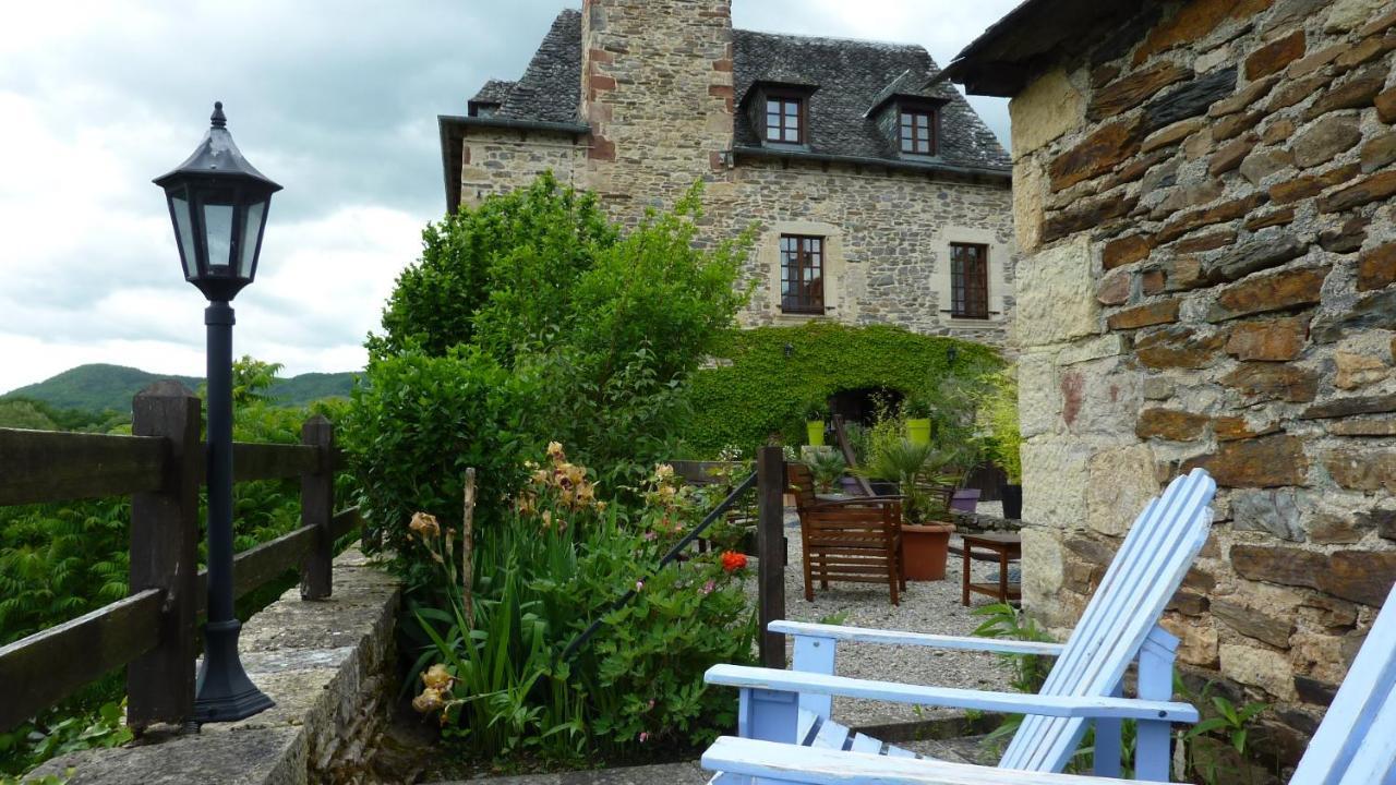 B&B Manoir De La Fabregues Estaing  Exteriör bild