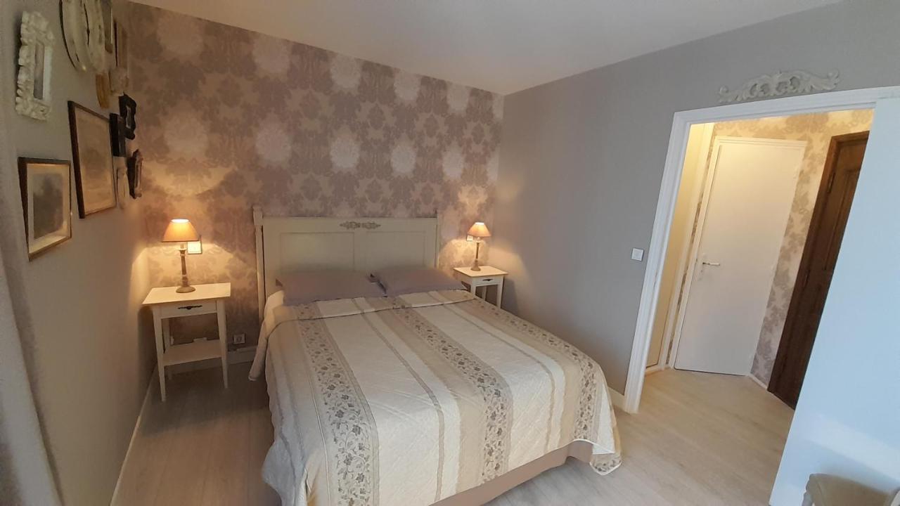 B&B Manoir De La Fabregues Estaing  Exteriör bild